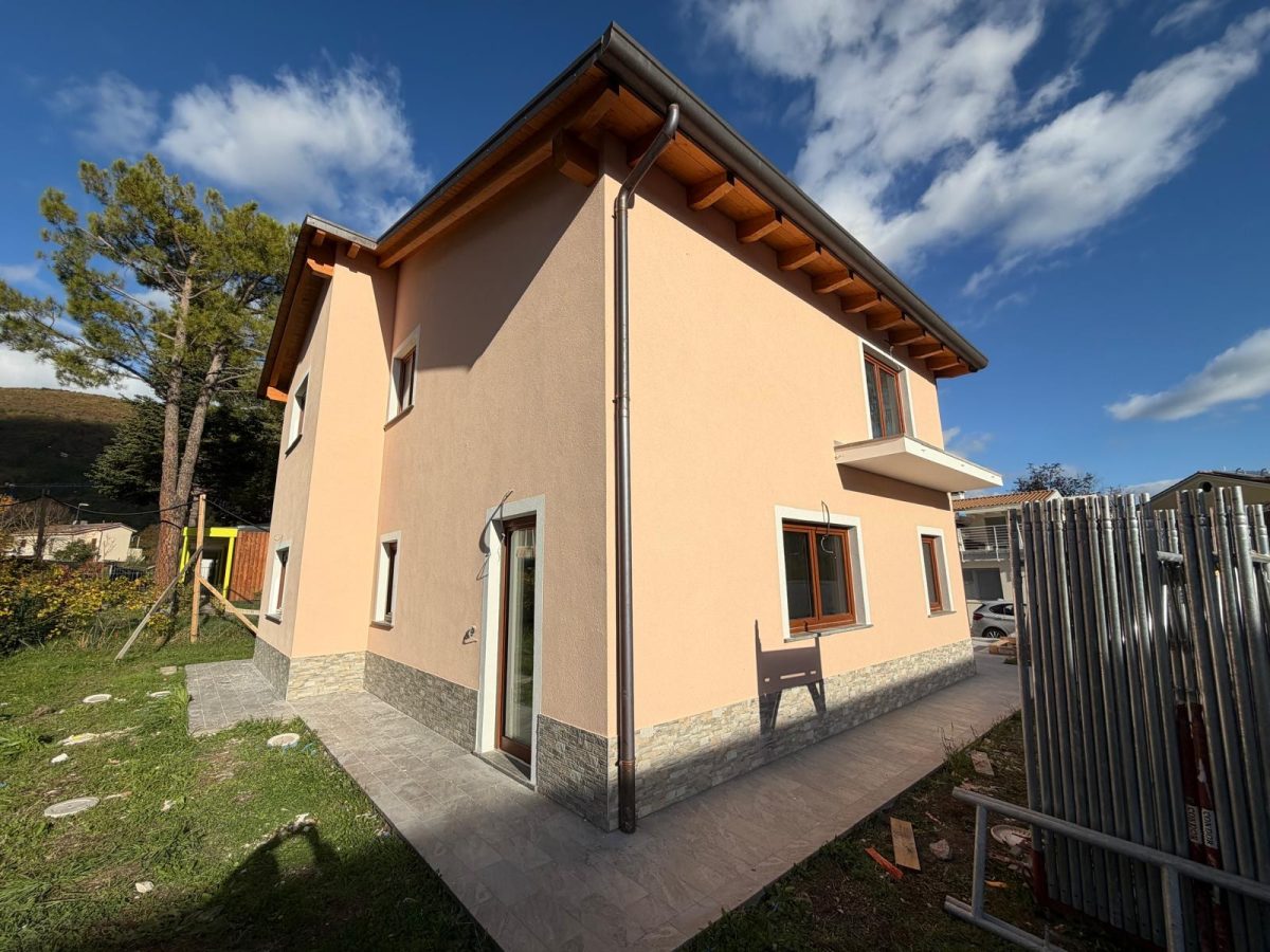 Finitura ad intonachino realizzata da A.S.H. Finiture Contract