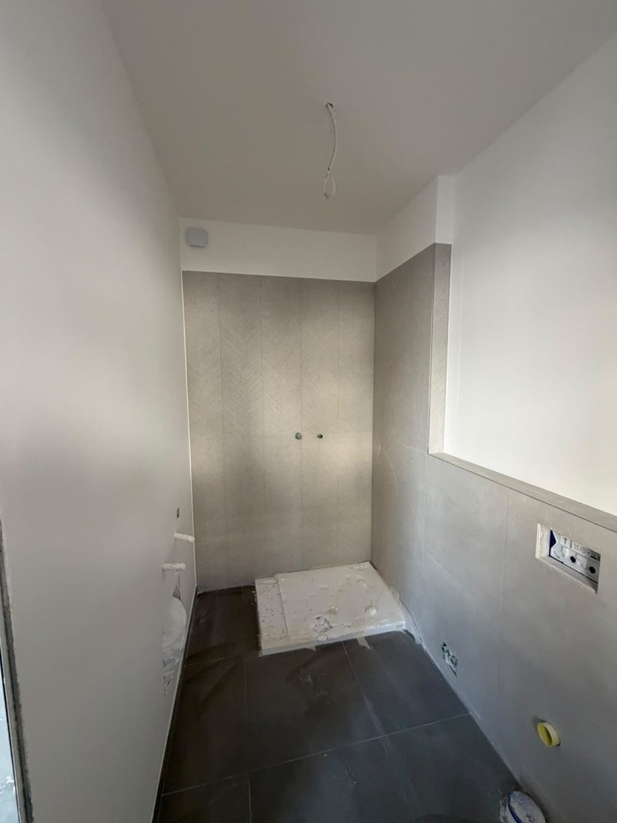 Bagni e cucine — tinteggiature A.S.H. Finiture Contract